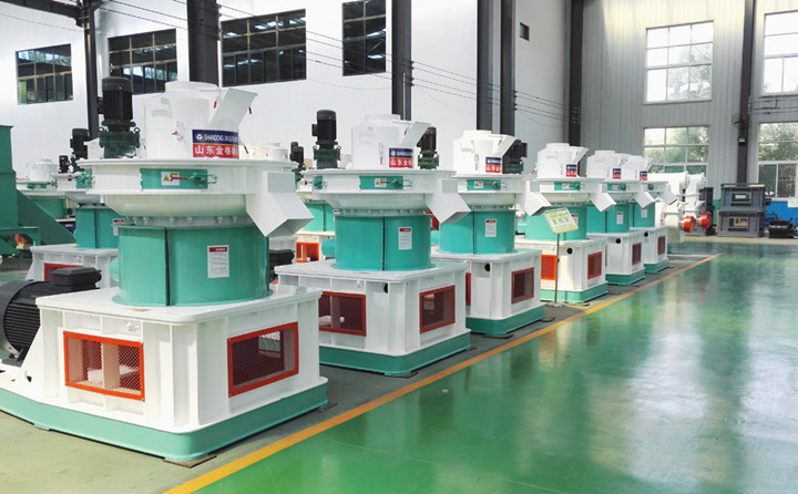 木屑顆粒機器操作生產 木屑顆粒機器操作生產