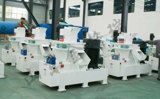 大家好，我是木屑顆粒